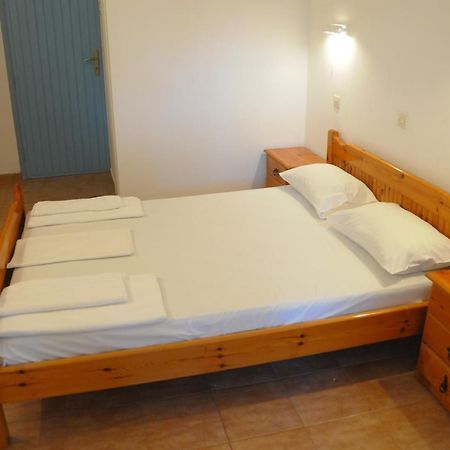 Chalikias Rooms Asprogerakata Exterior foto